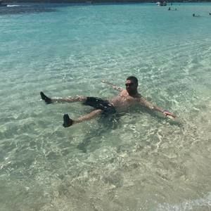 Meet your Posher, Josh